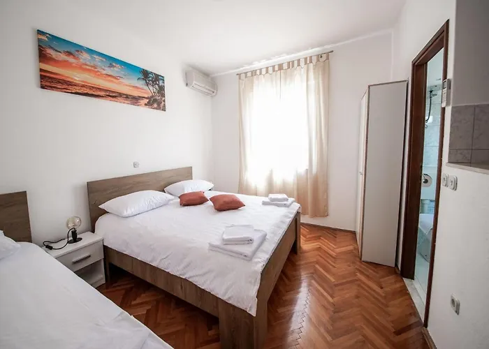 Apartamento In Near Paklenica Park *