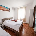 Appartement In Near Paklenica Park *