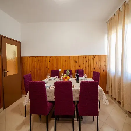 In Near Paklenica Park Apartmán