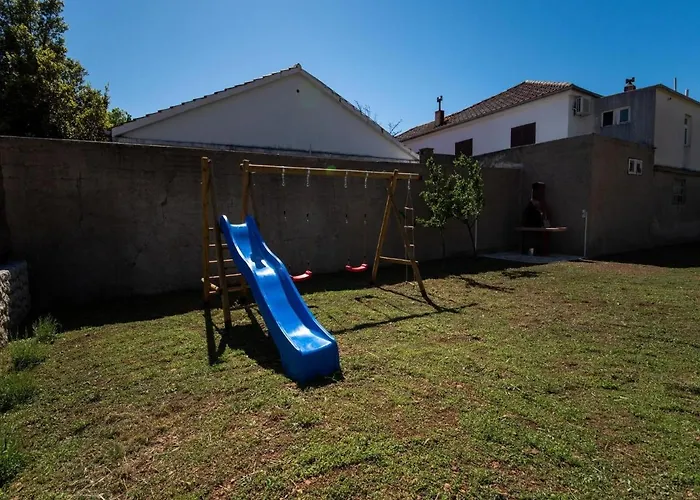Apartment In Near Paklenica Park Seline